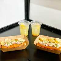 Izzue Lobster (CWB)