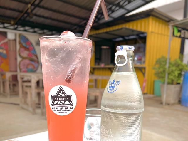 ร้านมอร์ฟีน สเต็ก แอนด์ คาเฟ่