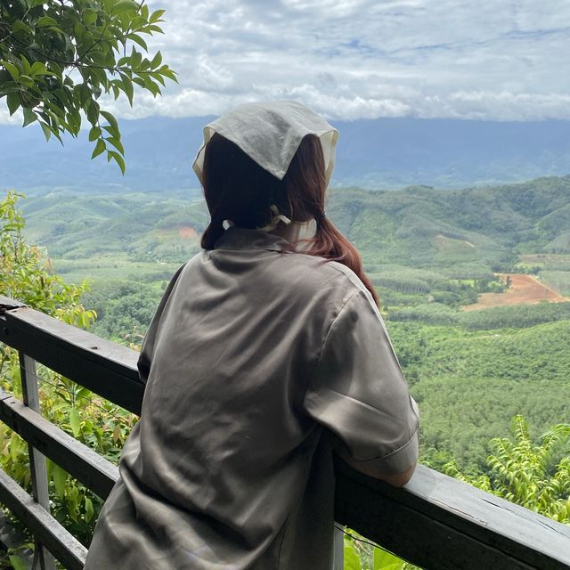 เขาพรุทัง (จุดชมวิว) อำเภอพิปูน 