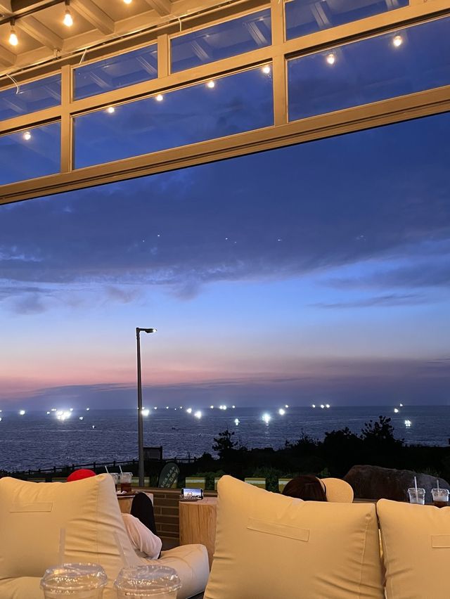 제주의 노을을 편안하게 감상 할 수 있는 곳🧡노을리🧡