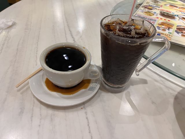 超出色沙嗲牛肉麵