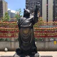 🇭🇰 Worshipping idols at Wong Tai Sin