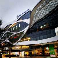 Shopping this fall at Plaza Singapura