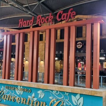 Hard Rock Cafe @ Hard Rock Hotel Singapore | Trip.com Singapore