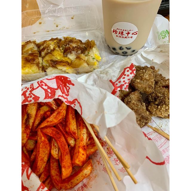 大阪で本格台湾屋台飯【タピオカセンター（珍珠中心）】