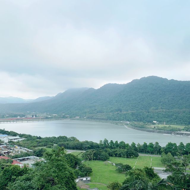 風景漂亮又容易到達的石門水庫