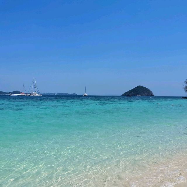 เกาะเฮ​  #พิกัดลับ​ ทะเลเขียว​สวย