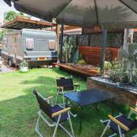 Dream Factory Cafe n Hotel 