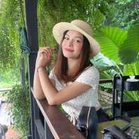 เพลิน Zaab Cafe ชิคๆ