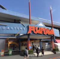 【山梨県】東を代表する絶叫系テーマパークへ！