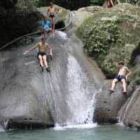 น้ำตกเอราวัณ  Erawan National Park .. 🌳💦