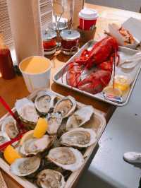Amazing lobster lunch