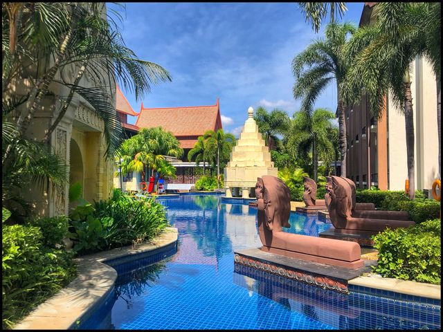 Spoiled at Pullman hotel in Sanya 🏝 