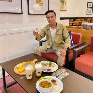 Angonjiwo Coffe & Resto