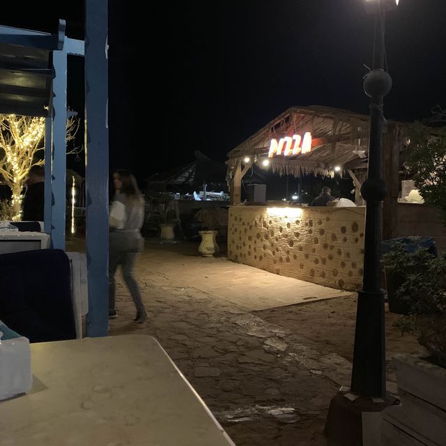 Relaxing Sadiki Cafe
