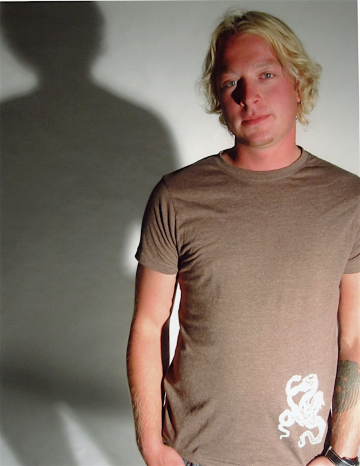 Daniel Wesley Solo - Celebrating 20 Years of Daniel Wesley Tour 19 + Only | Duke's Country Pub