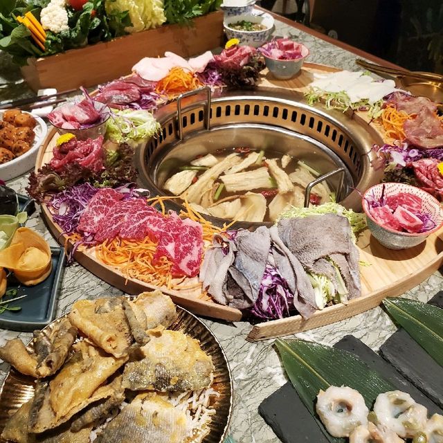 【火鍋青蛙：網紅打卡火鍋店香冮花月】