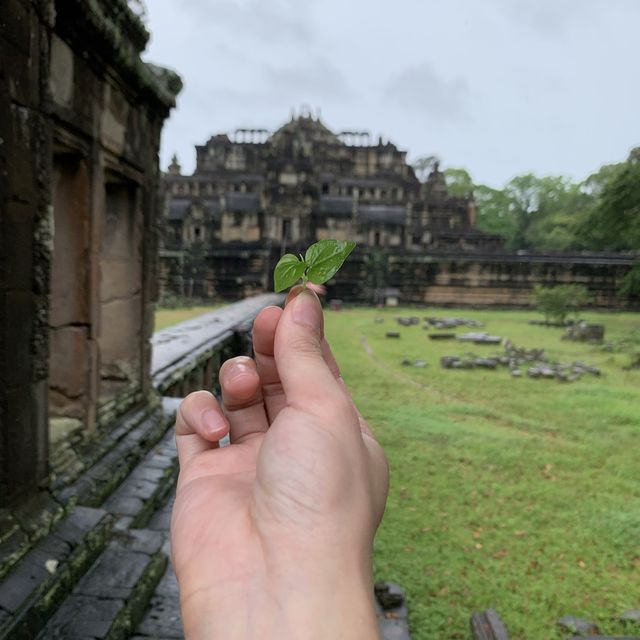 Rainy Angkor. Are you sick?😑