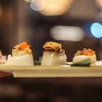 ทั้งกุ้งมังกร เนื้อ ซูชิ เลือกไม่ได้ก็กินทุกอย่าง