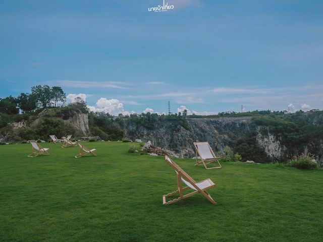 𝗟𝗢𝗙 𝗟𝗔𝗡𝗗 คาเฟ่อวกาศ ชลบุรี 🚀