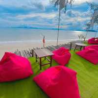 The Boat coffee by the nine thipthara cafe & resta