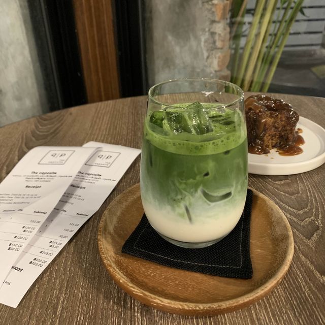 The Oqposite คาเฟ่เล็กๆใกล้วัดโสมนัส