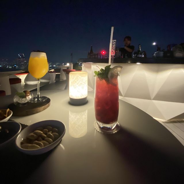 Special drinking time at rooftop 