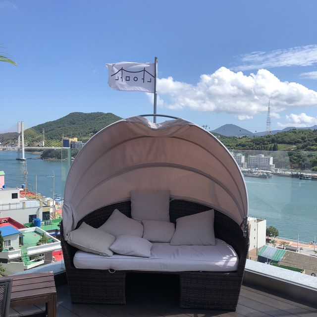여수 고소동 루프탑 오션뷰 카페, 낭만카페