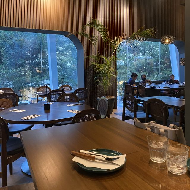 Dine | Brunch + Bar