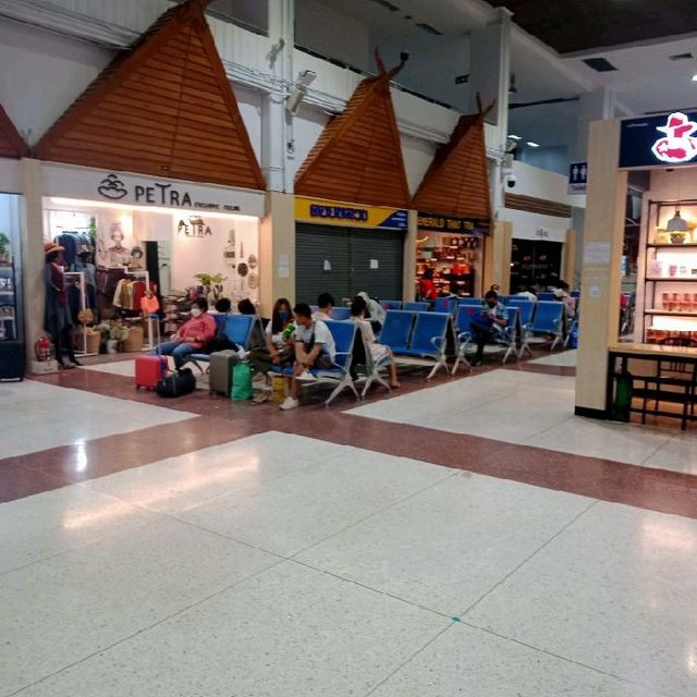 สนามบินแม้ฟ้าหลวง