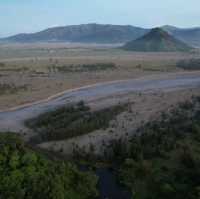 Other side of Mapanuepe Lake (5:30am shot)