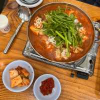 韓国/ソウル【広蔵市場】鱈と白子がたっぷり！テグメウンタン🐟❤️‍🔥