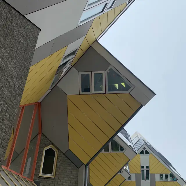 innovative Cube House in Rotterdam 