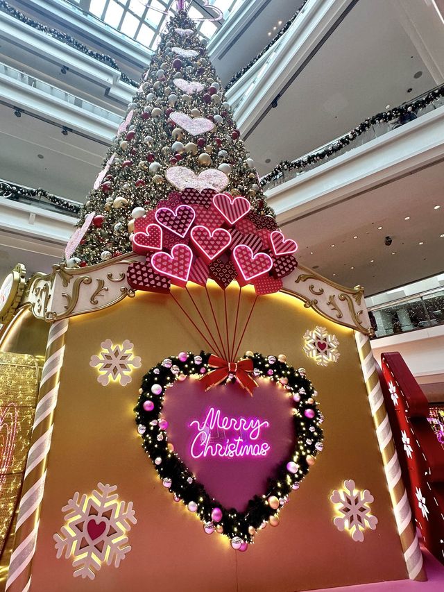 Hearty Christmas at Festival Walk Hearty Christmas at Festival Walk