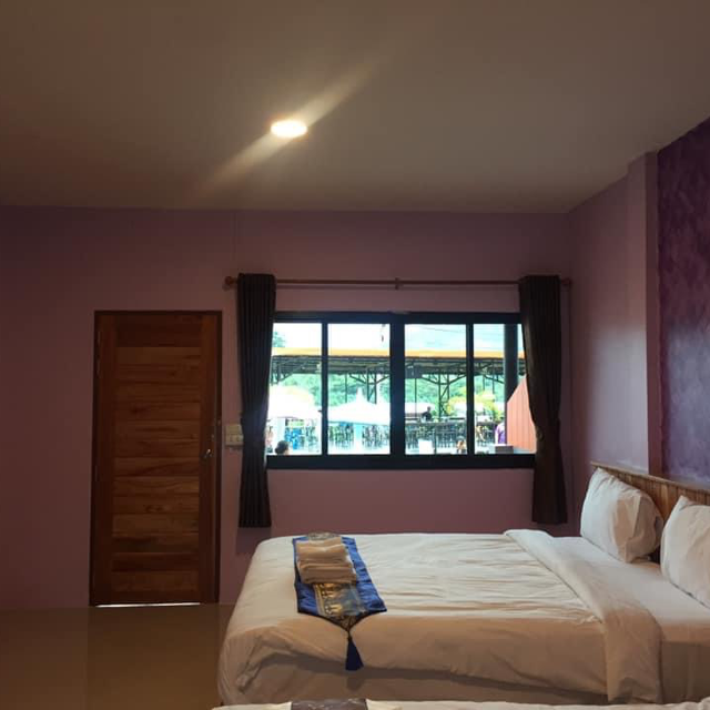 Kittipoom Hill Resort