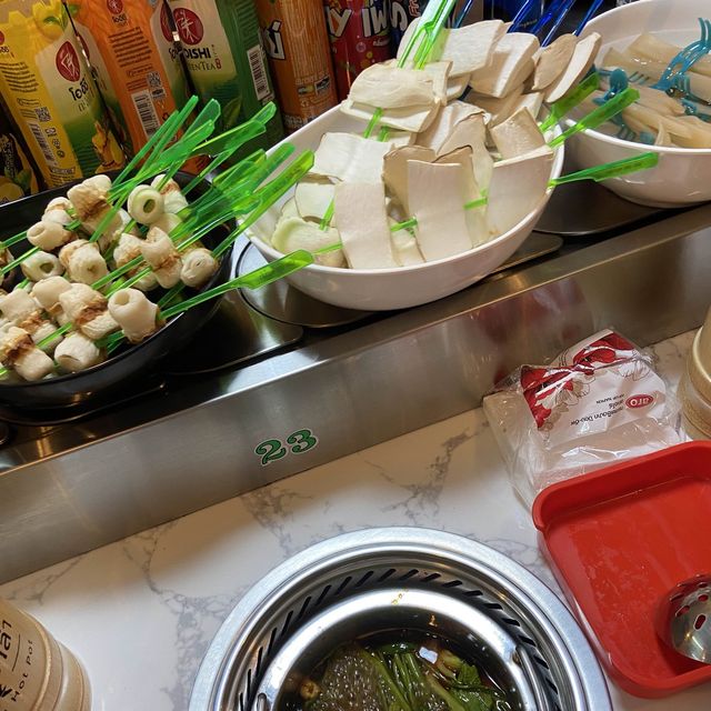 ชาบูหม่าล่าสายพาน เริ่มไม้ละ 5 บาท เปิดใหม่🔥