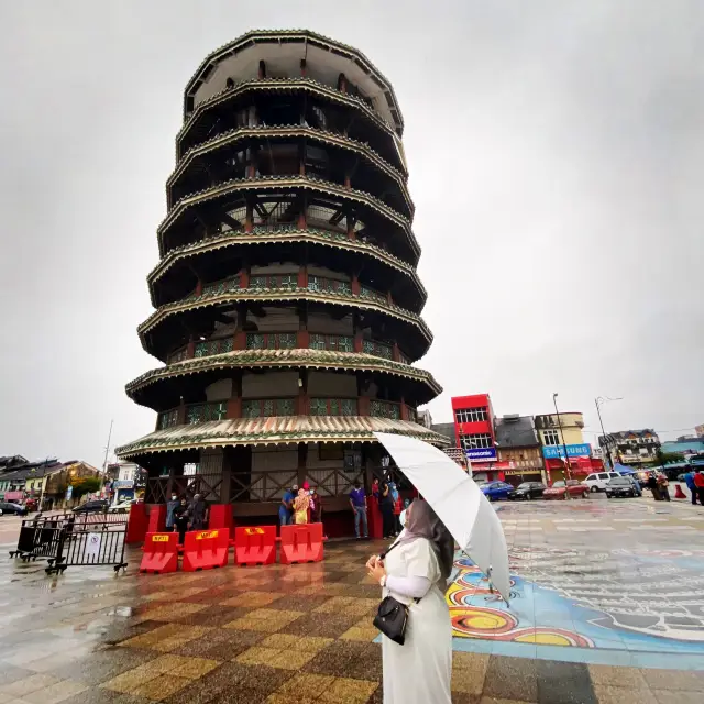 Menara Condong Teluk Intan, Perak🗼