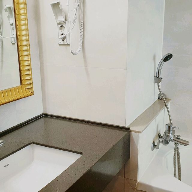 고수동굴과 단양관광호텔