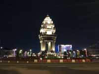Independence Monument- Phnom Penh