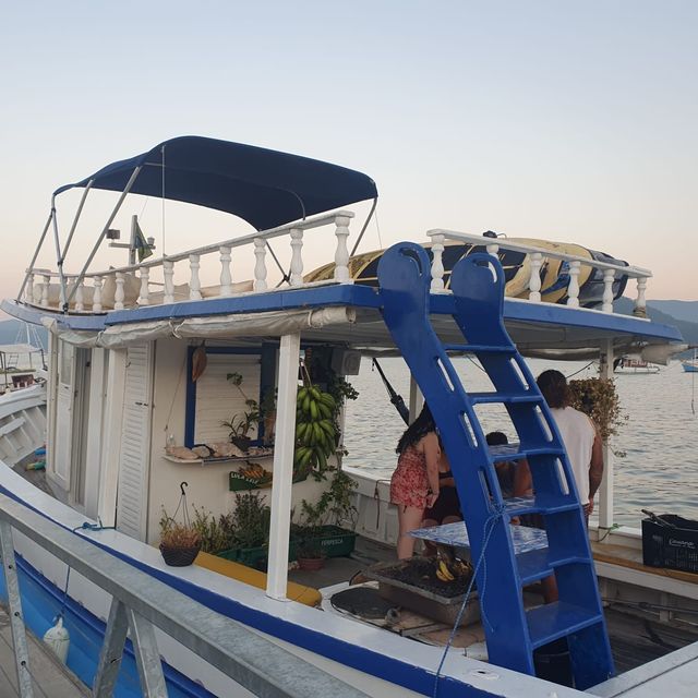 Amazing Cheap Boat in Paraty