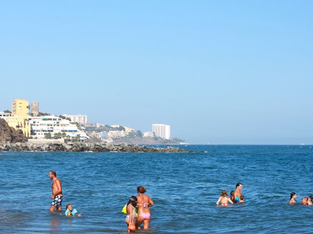 西班牙馬拉加托雷米勒海灘