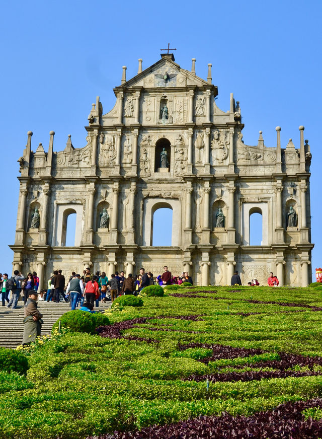 Check in at the world's historic and cultural city - Macau.