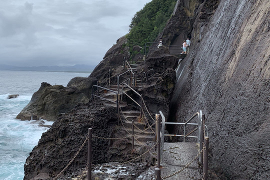 和歌山観光】断崖絶壁の世界遺産。 | Trip.com 熊野