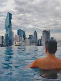 Infinity pool @Marriott Surawongse