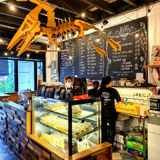 The Mugshot cafe & Rainforest bakery @Penang