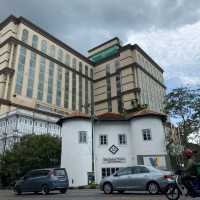 Waterfront Hotel Kuching.. amazing location 