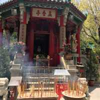 🇭🇰 Praying at Wong Tai Sin