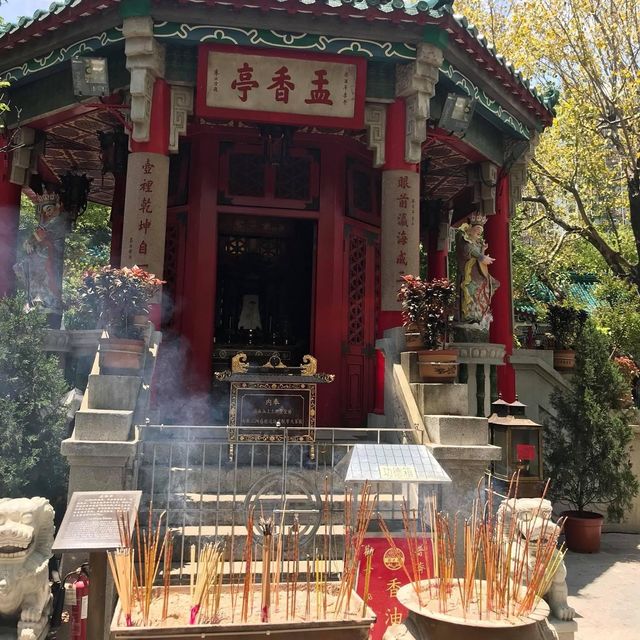 🇭🇰 Praying at Wong Tai Sin