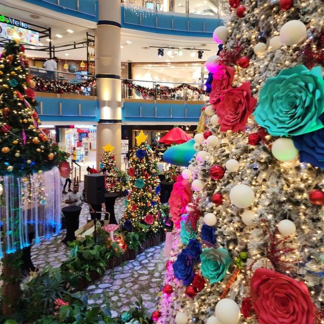 Sunway Pyramid Christmas Decor