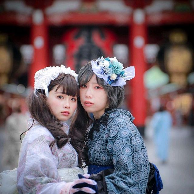 Moments at Senso-ji Temple, Tokyo, Japan